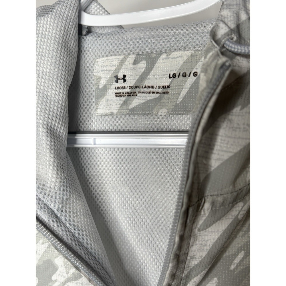 Under Armour Jacket Men's Large Quarter Zip Lightweight With Hood Half Gray Camo - Picture 10 of 10